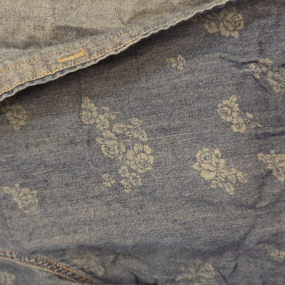 Jean Jacket - Picture 2 of 3